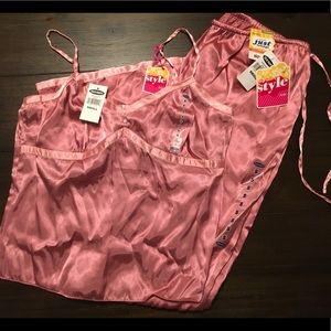 Old Navy Silky Pajama set, Small NWT